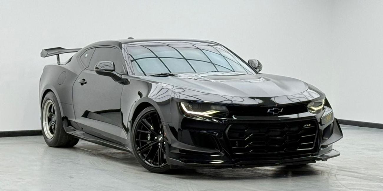 شيفروليه كامارو ZL1 6.2L 2018 Chevrolet Camaro ZL1 ,Service History, Excellent Condition ,GCC