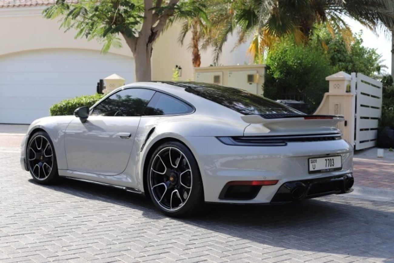 بورش 911 Turbo S 3.8L (640 HP) Coupe