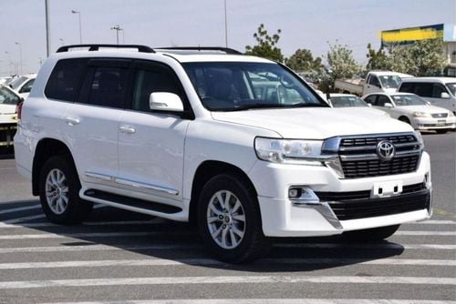 تويوتا لاند كروزر V8 Diesel 4.5L (Right Hand)
