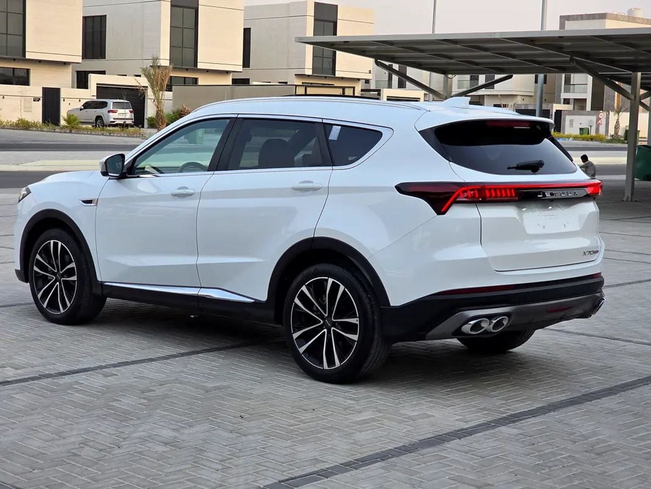 Jetour X70 Plus LUX GCC Specs | 7-Seater | Under Warranty
