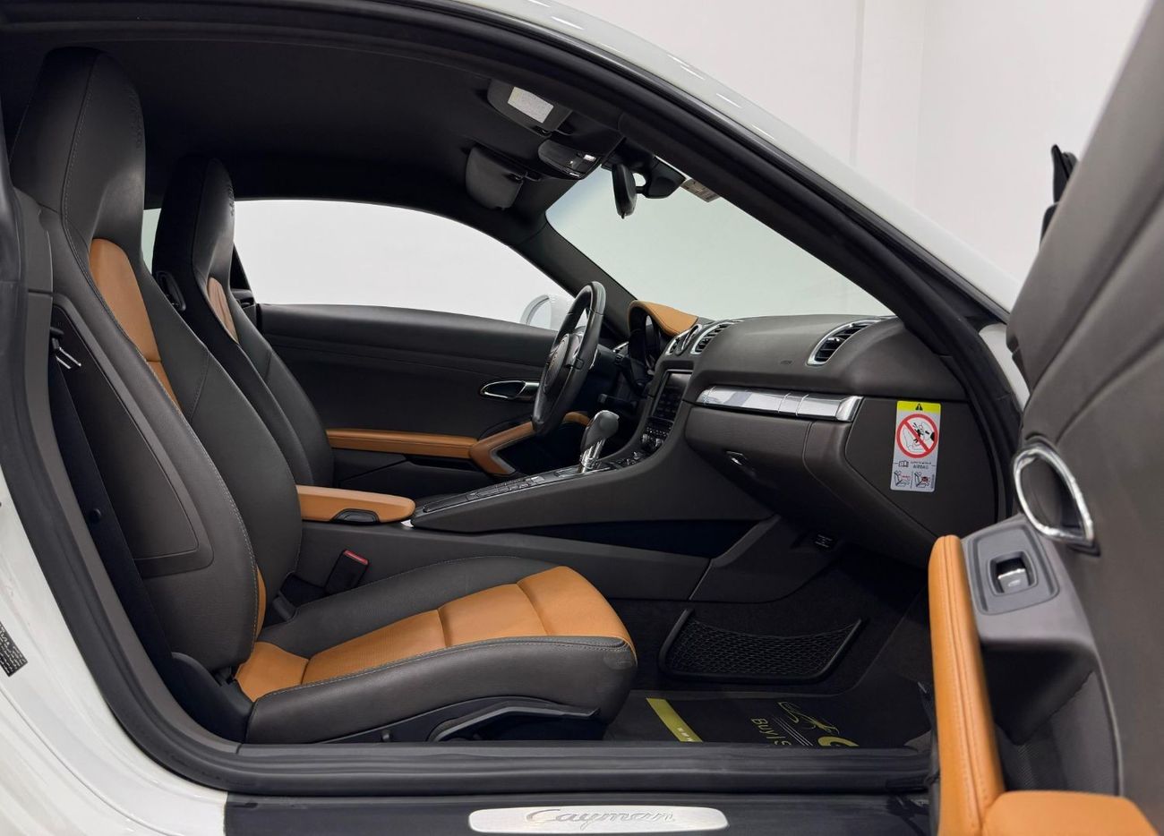 بورش كايمان 718 2015 Porsche 718 Cayman, Full Service History, Very Low Kms, Excellent Condition, GCC