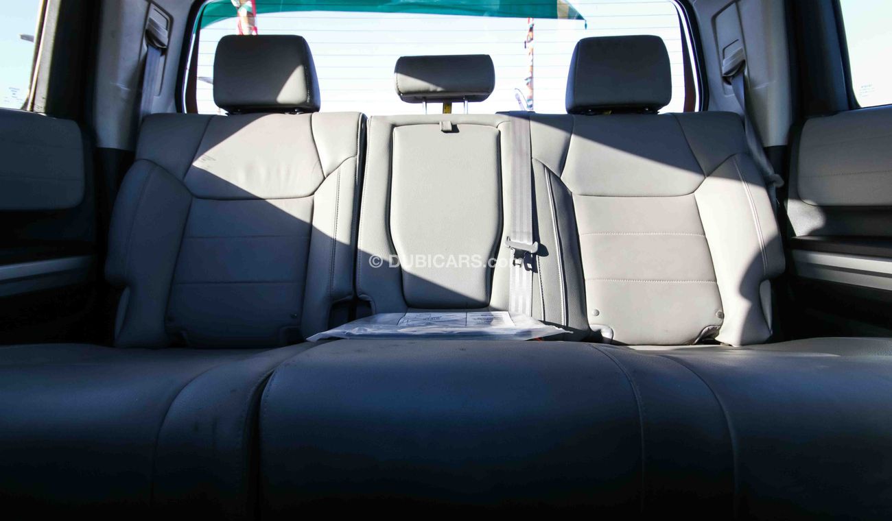 Toyota Tundra 5.7L V8 4X4 Limited