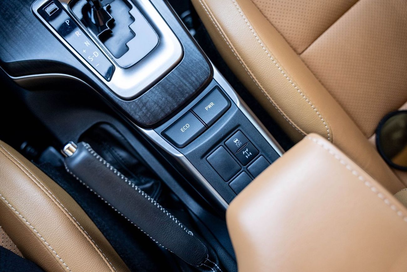 Toyota Fortuner VXR 4.0L (278 HP) VXR 2024 Agency Warranty Full Service History GCC 4.0L V6