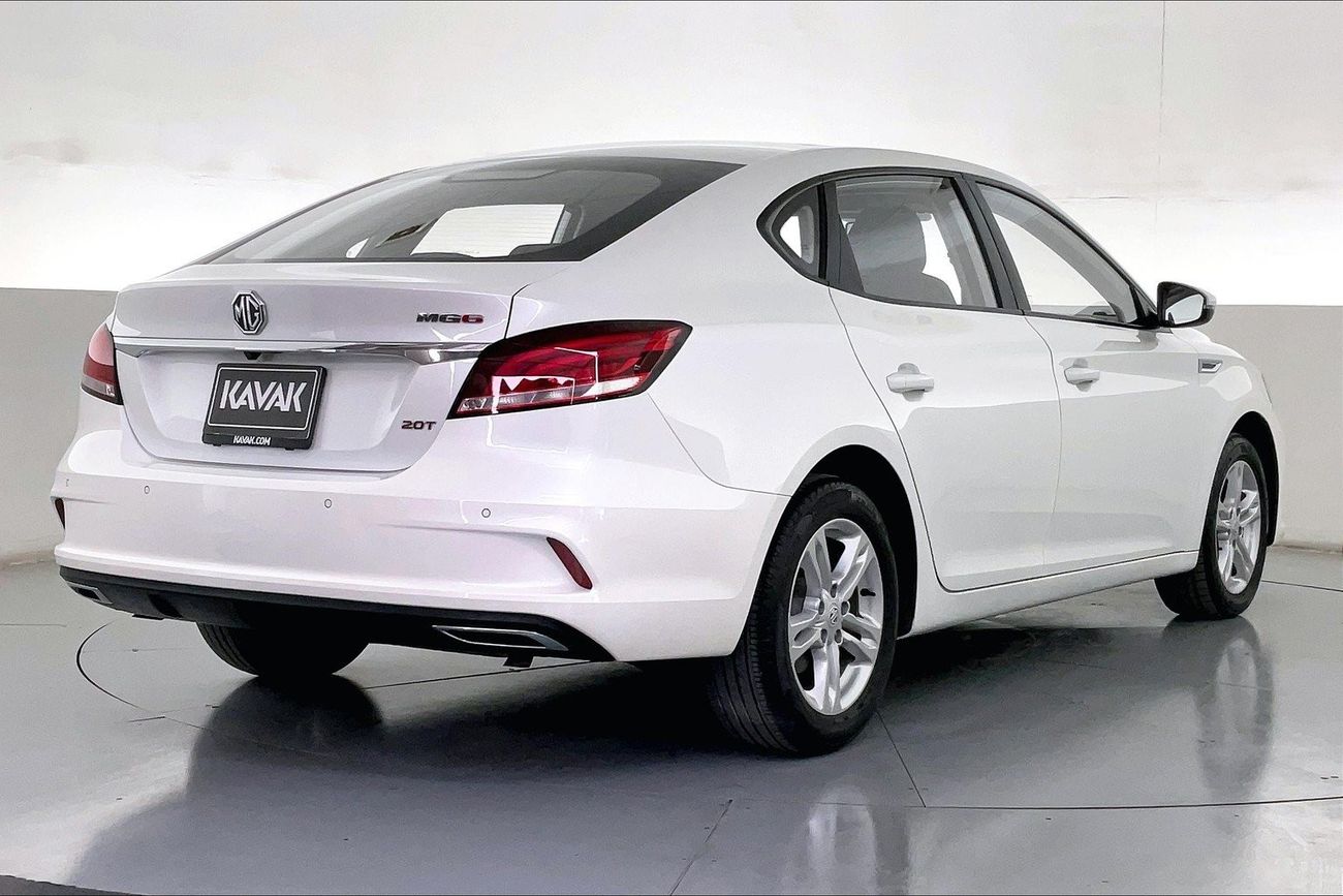 ميتسوبيشي باجيرو Signature Edition | ضمان مجاني لمدة عام | 0 دفعة أولى