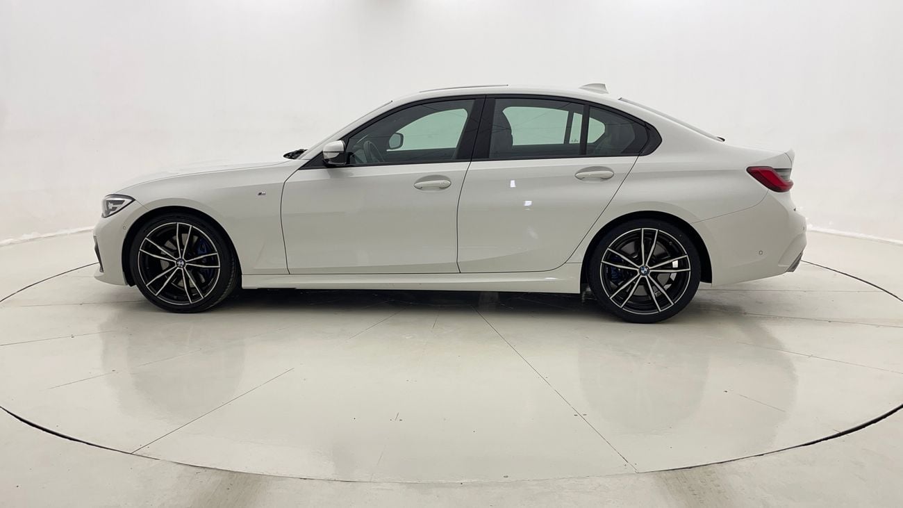 بي أم دبليو 330i M SPORT 2 | بدون دفعة مقدمة | اختبار القيادة في المنزل