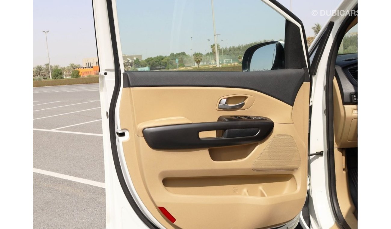 Kia Carnival LX Grand Carnival | 8 Seater | 6 CYL | Very Well Maintained | GCC Specs