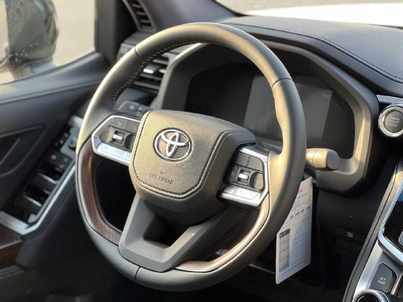 تويوتا لاند كروزر GXR 4.0L PTR A/T // 2026 // HIGH OPTION WITH POWER & LEATHER SEATS , COOLING SEATS , SUNROOF // SPEC