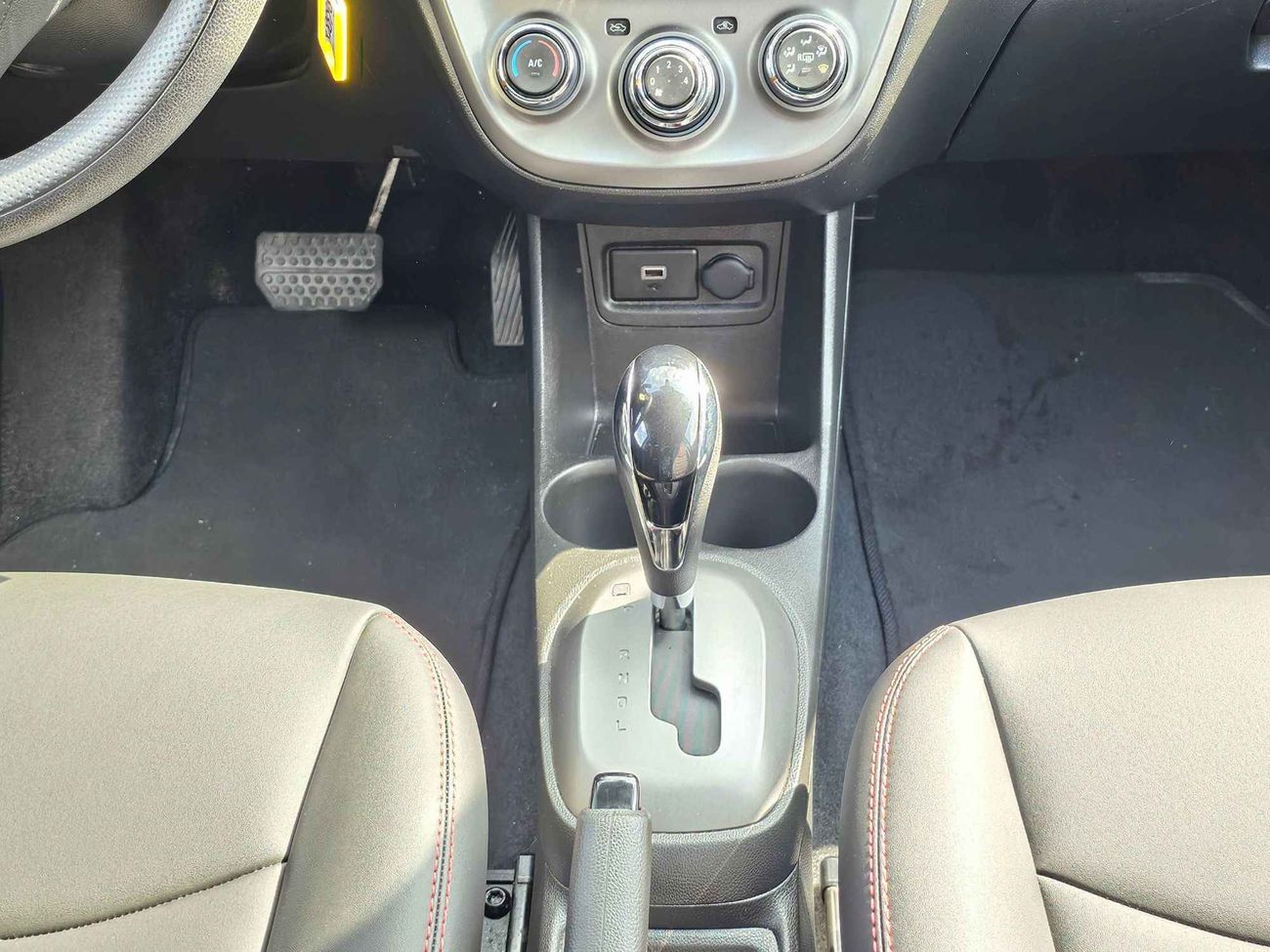 Chevrolet Spark SPARK A/T 1.4L FULL OPT // GCC / ORG KMS / ORG PAINT /  (LOT# 86888)