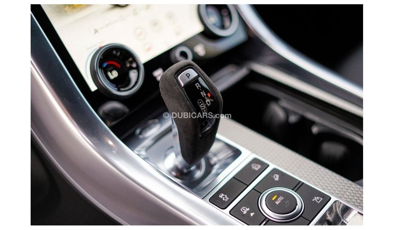 لاند روفر رينج روفر سبورت LAW MILEAGE RANGE ROVER HSE SPORT V6