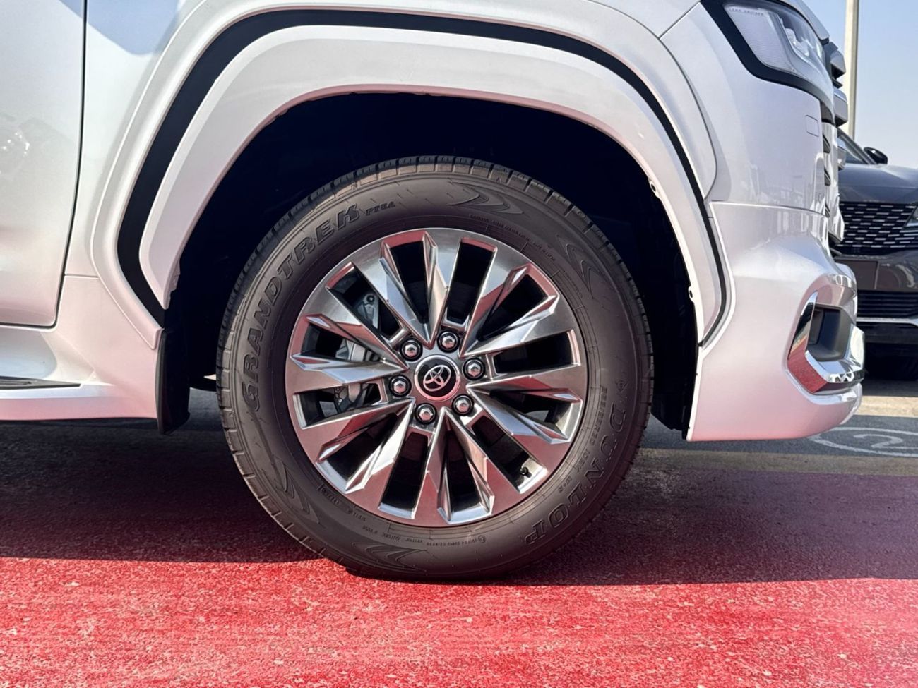 Toyota Land Cruiser (RIGHT HAND DRIVE) 2024 300 ZX PETROL BRAND NEW 0KM