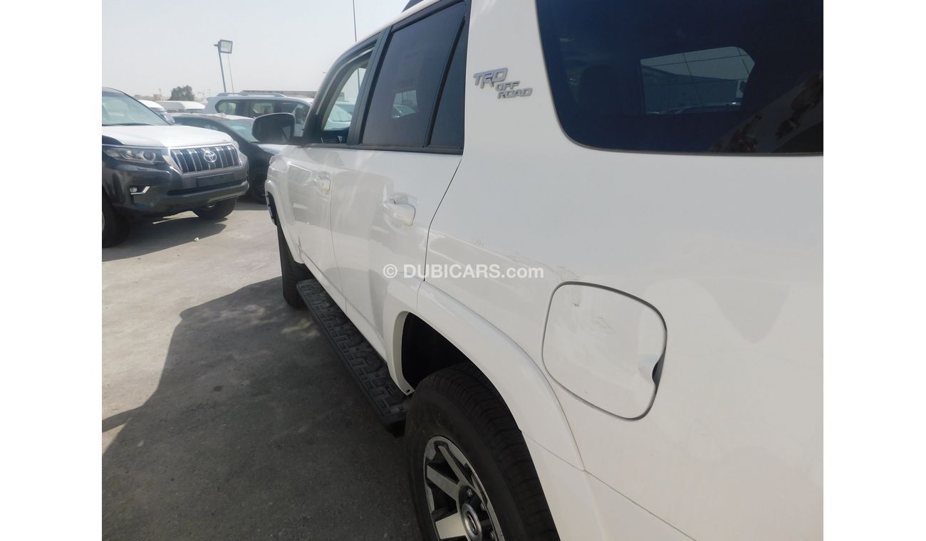 تويوتا Runner4 TRD OFF ROAD V6 4.0L PETROL AUTOMATIC