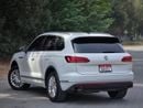 Volkswagen Touareg Comfortline 3.0L VOLKSWAGEN TOUAREG COMFOTLINE 2018 GCC // PERFECT CONDITION // ACCIDENT FREE