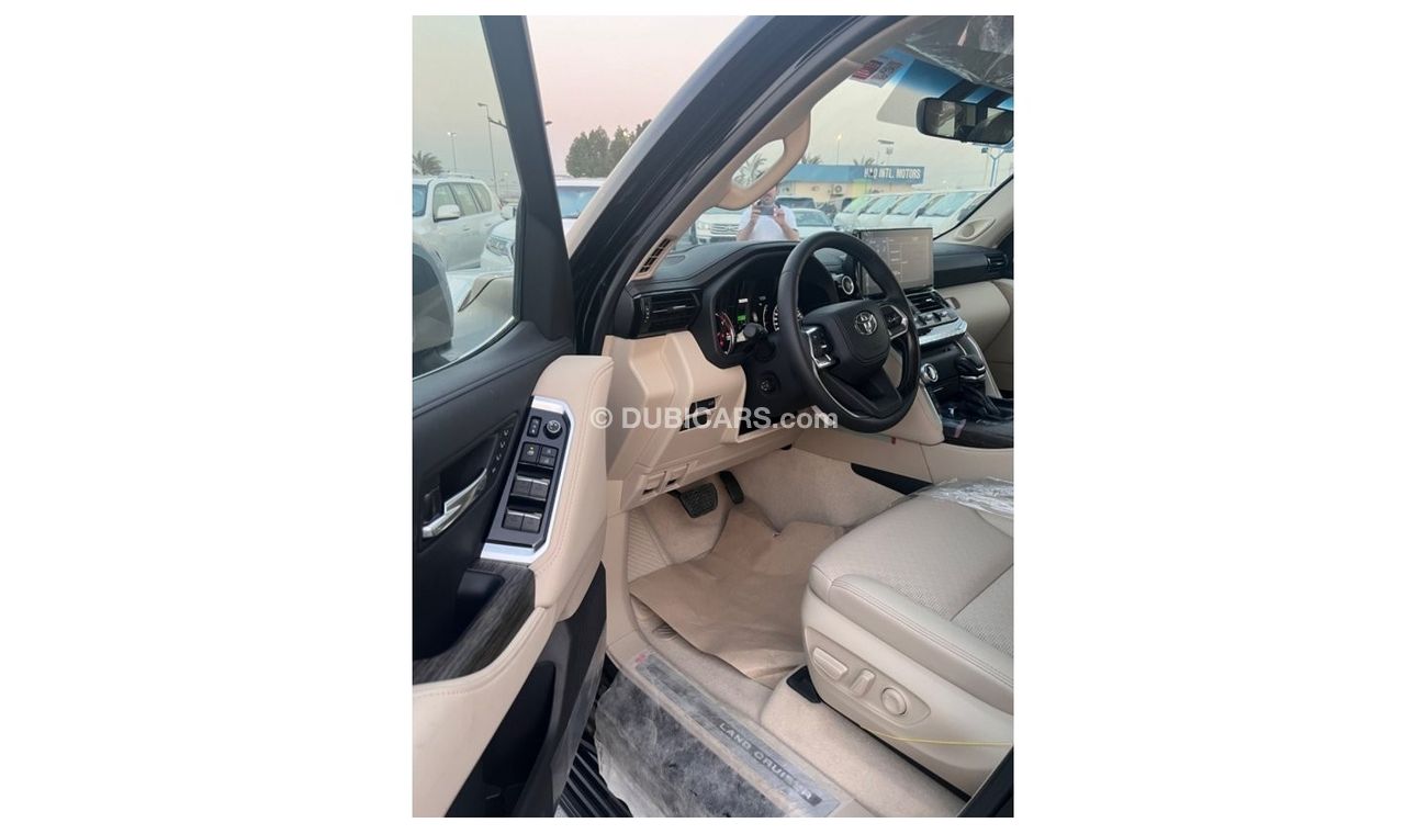 Toyota Land Cruiser Land Cruiser vxr 3.3  Deisel Full option