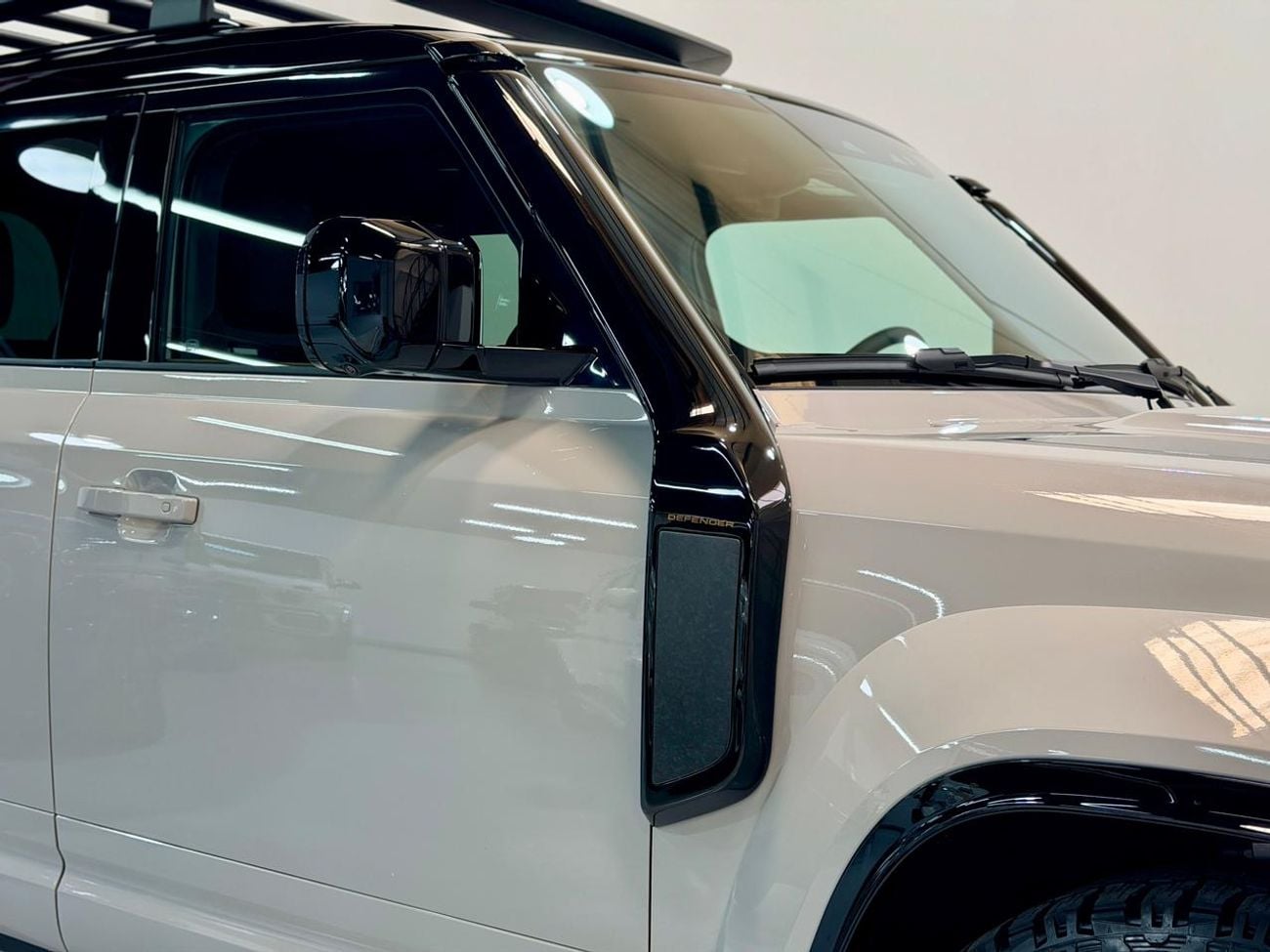 Land Rover Defender 110 635 OCTA  V8 2026