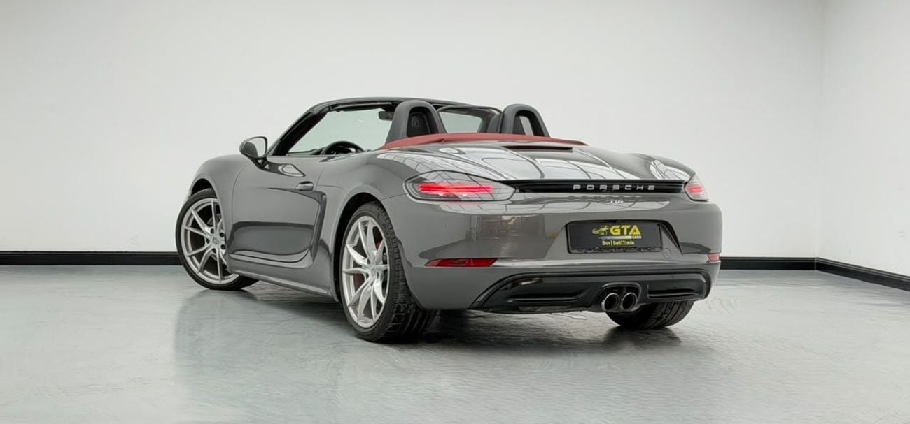 Porsche 718 Boxster STANDARD