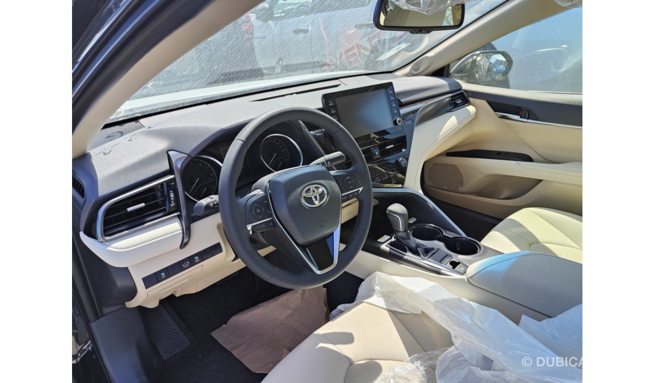 Toyota Camry GLE-X 2.5L PETROL AUTOMATIC