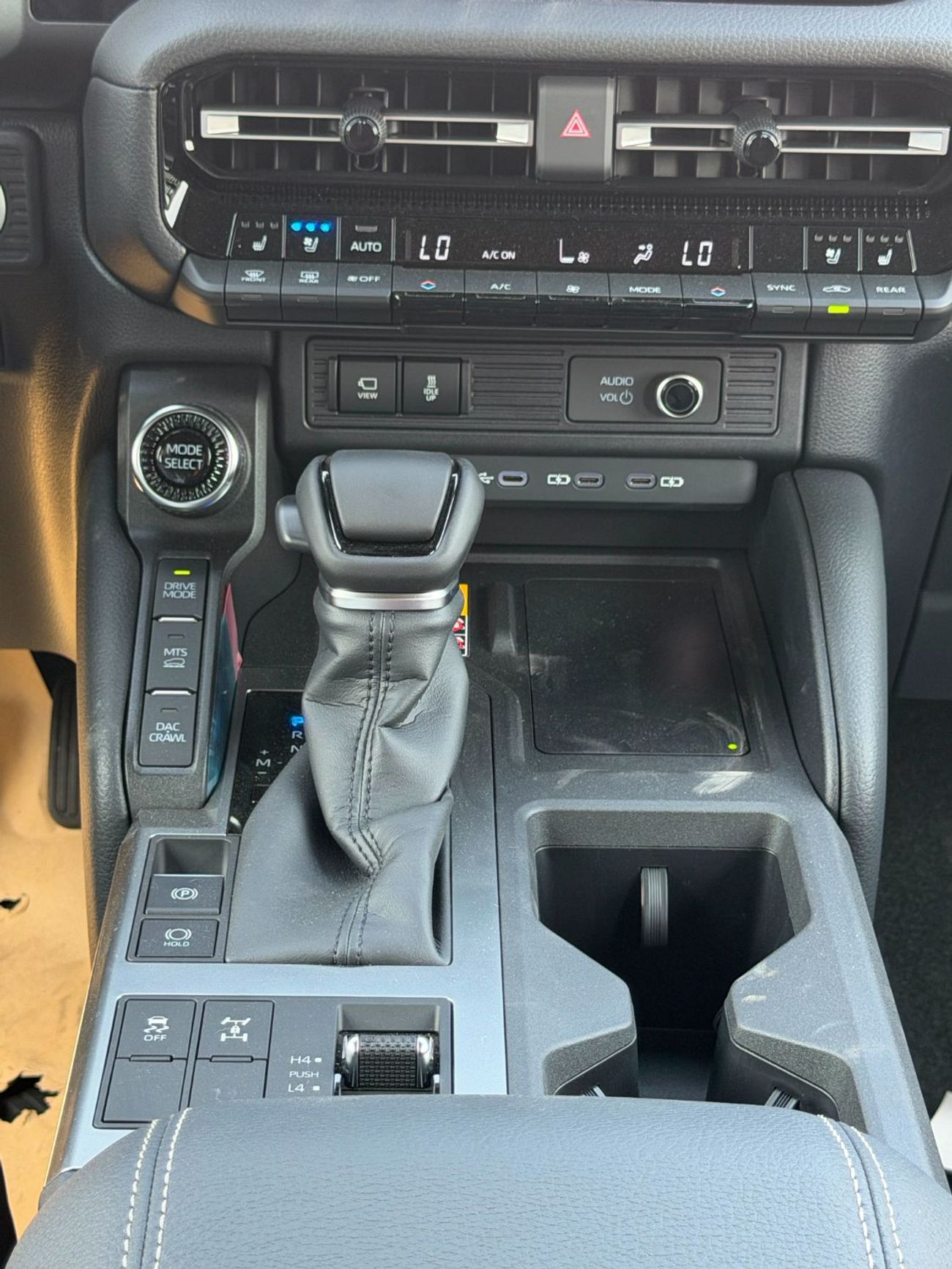 Toyota Prado VXR 7 SEATER FULL OPTION (EXPORT WEST AFRICA ONLY)