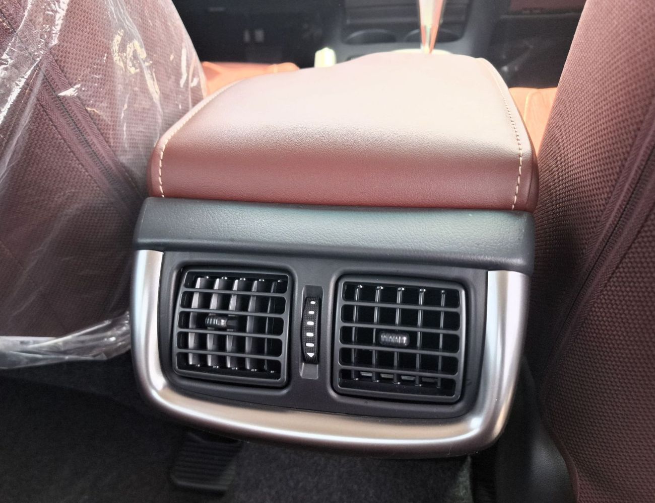 Toyota Hilux Toyota Hilux SR5 2.4L 2025 AT Full White Diesel (Export Only)