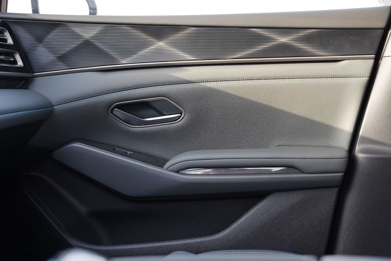 BYD QIN PLUS 2025 BYD Qin L DM-i Plug-in Hybrid 0Km