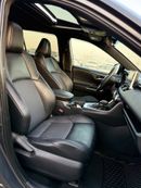 Toyota RAV4 XSE Hybrid Full Option