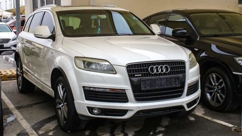 Audi Q7 V6, original paint, first owner, like new