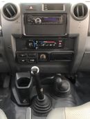 Toyota Land Cruiser 70 LX78 4.2L Diesel, Snorkel, Alloy Rims 16'', Low Milage, Clean Interior and Exterior, Mp3, CD-Player