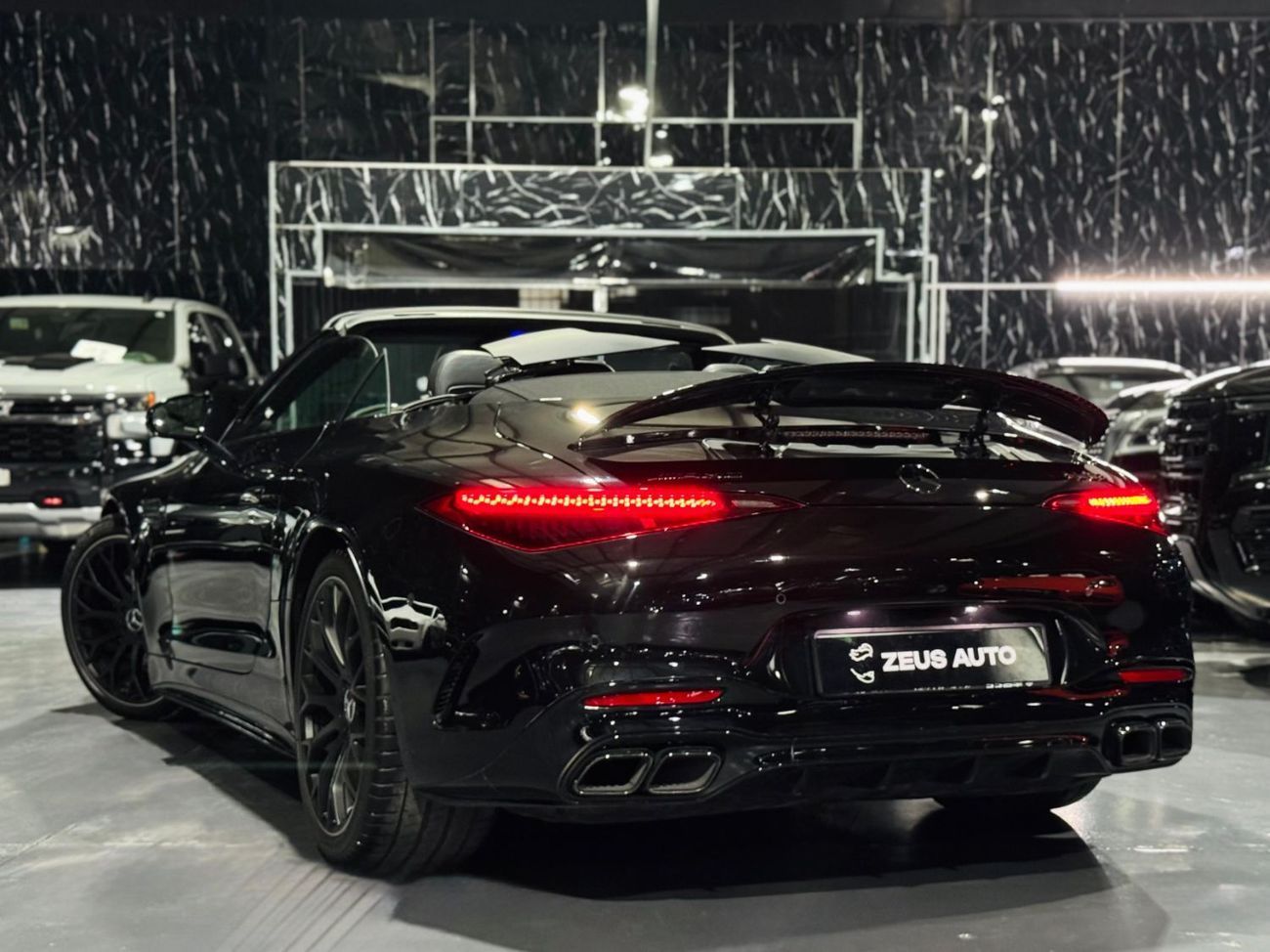 مرسيدس بنز SL 63 AMG AMG 4MATIC+ Roadster Night Package 2023 Mercedes Benz SL63, Warranty, Very Low Kms, 577HP