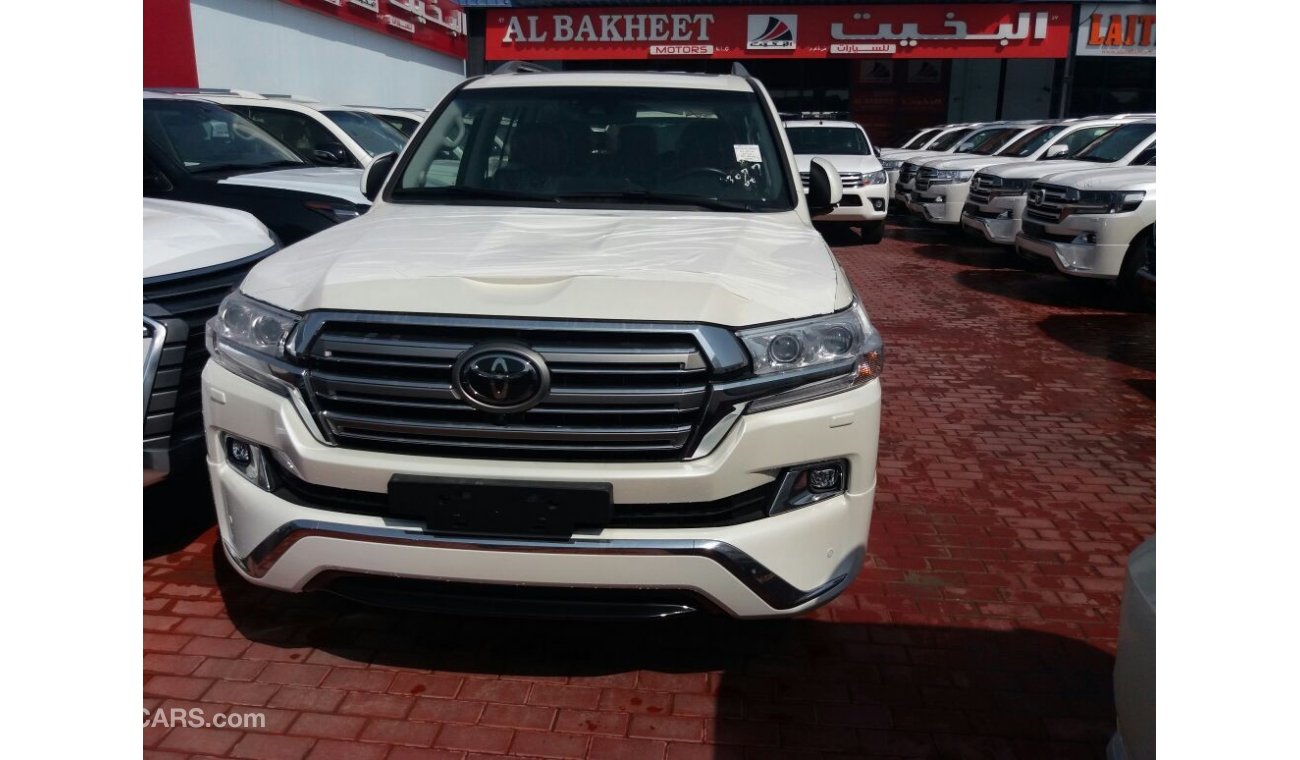 Toyota Land Cruiser VXS V8 5.7