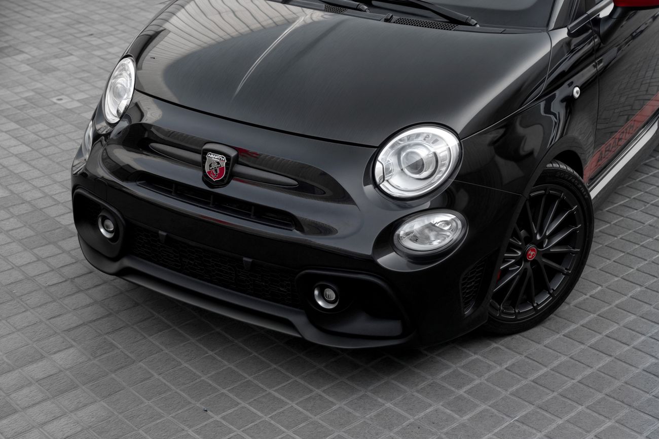 Abarth 695 695 | 1,273 P.M | 0% Downpayment | Abarth 695 Turismo Cabrio!