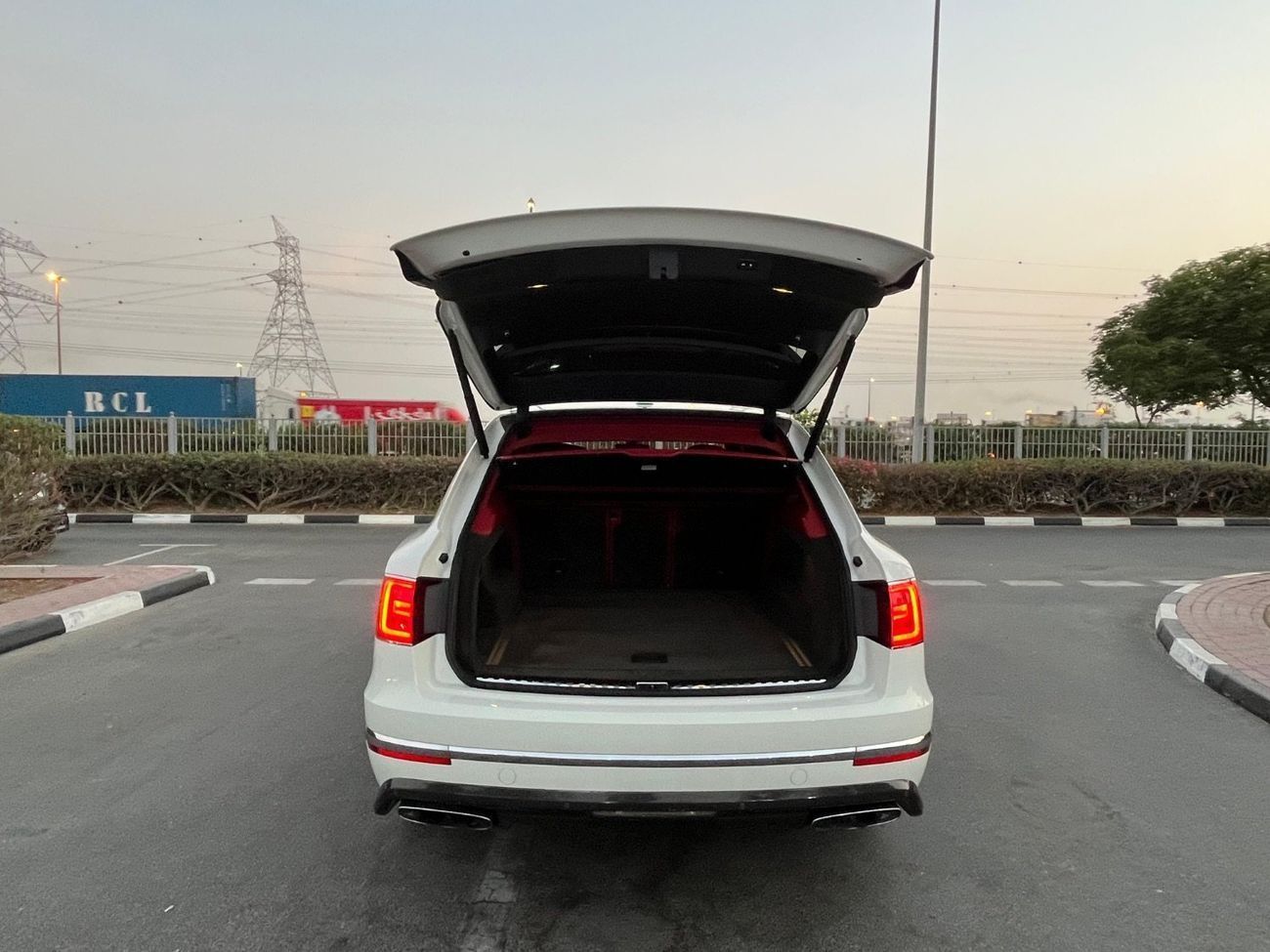 بنتلي بينتايجا Bentayga 4.0T