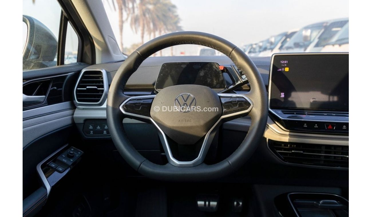 Volkswagen ID.6 2022 Volkswagen ID6 Litepro 20" Fixed Panoramic W/o HUD + 360CAM 6 Seats AT - Gold inside white & bl