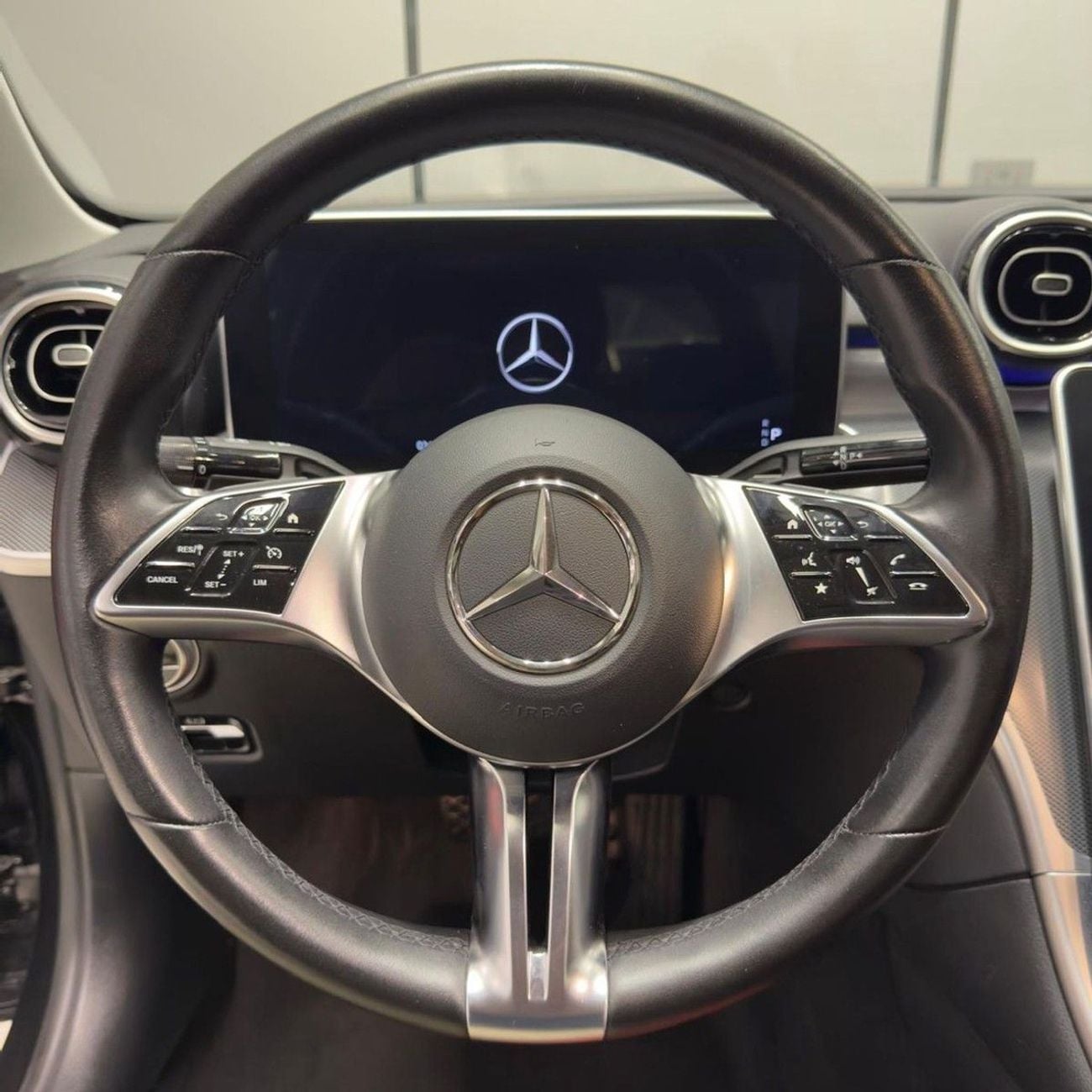 Mercedes Benz 200 AMG 2023 European specs