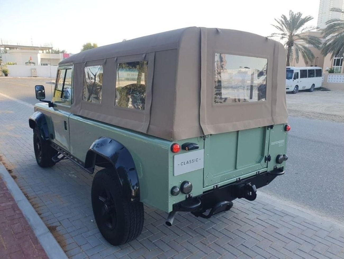 Land Rover Defender 110 Pick up