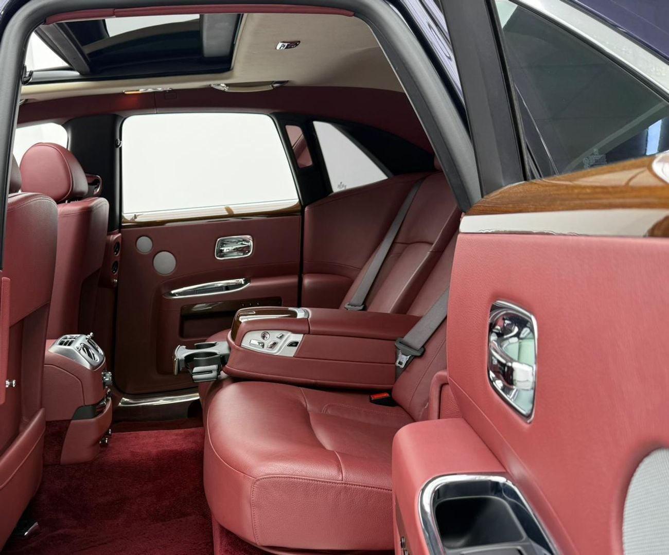 Rolls Royce Ghost 2010 Rolls-Royce Ghost ,Service History ,Excellent Condition ,GCC Spec