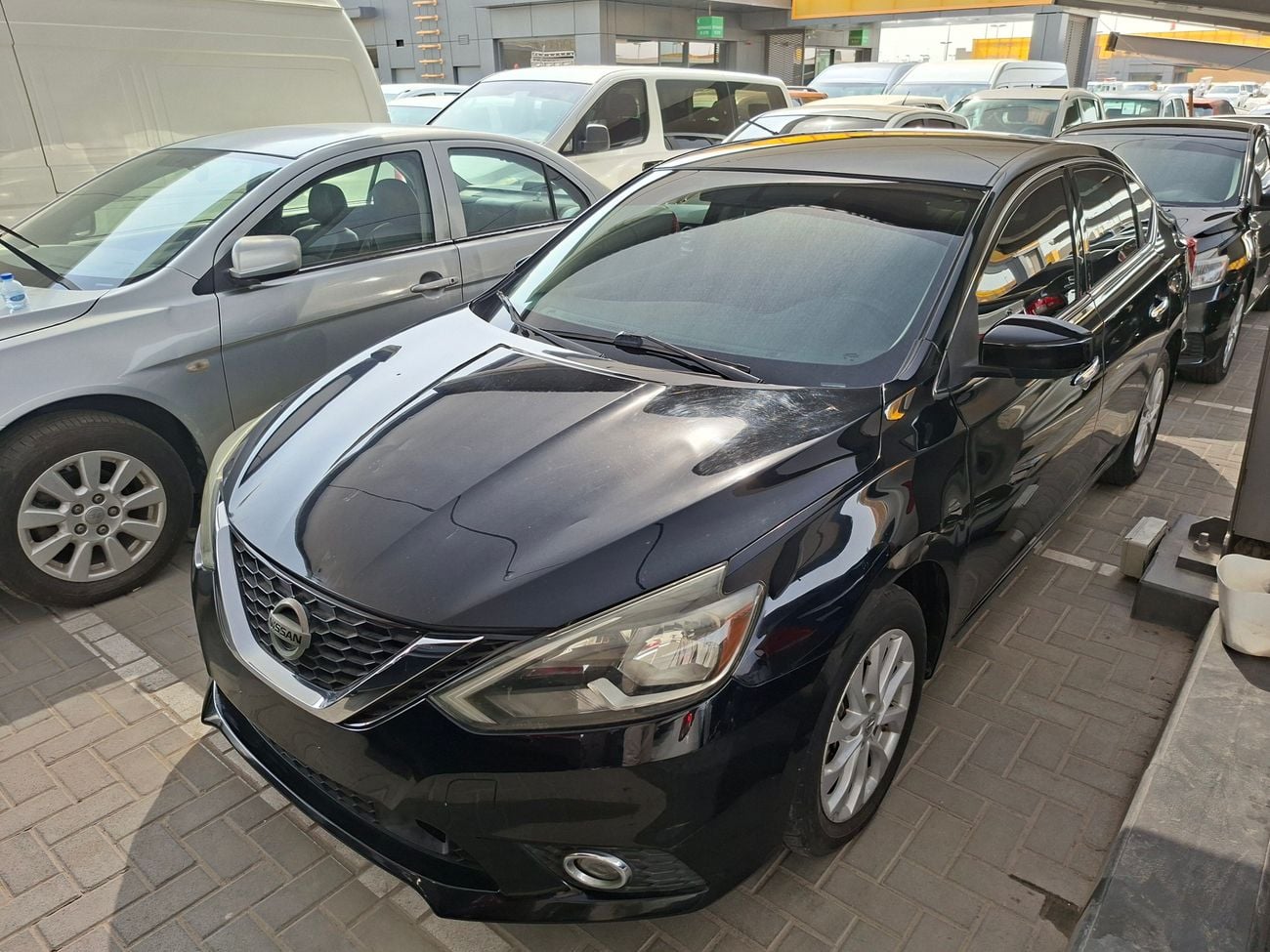 نيسان سنترا SV