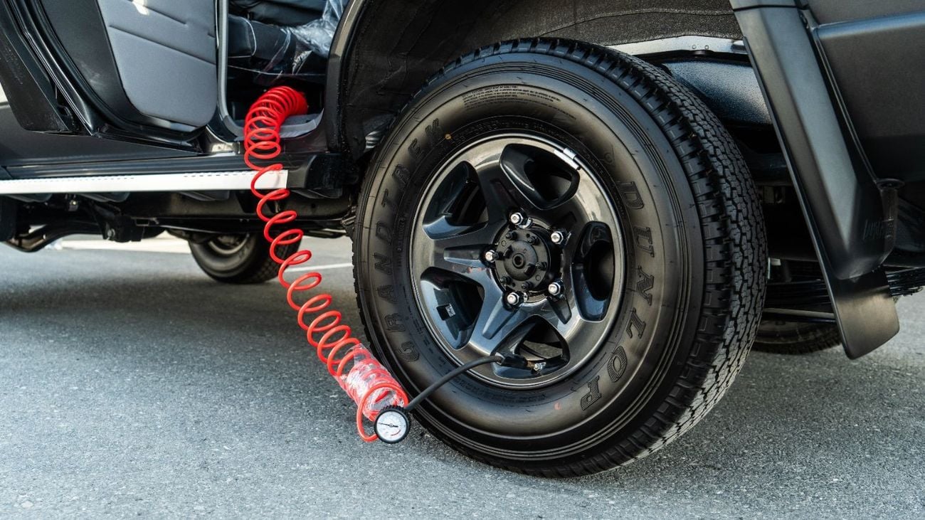 Toyota Land Cruiser 70 LC 76 | 4.0L | V6 | M/T | 2025