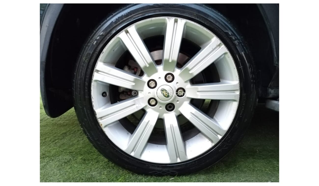 Land Rover Range Rover Sport Gulf model 2009, blue color, leather hatch, cruise control, alloy wheels and sensors in excellent co