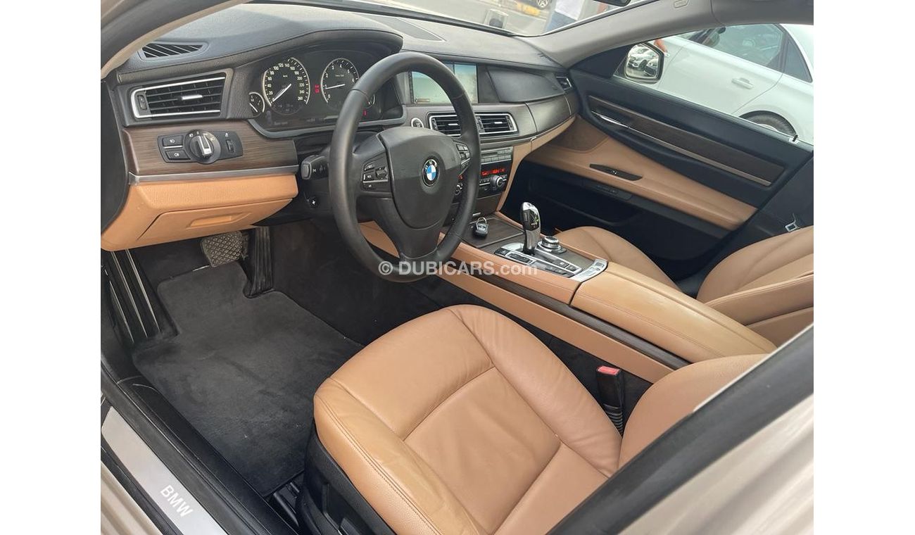 BMW 740Li Exclusive BMW 740 Li_Gcc_2012_Excellent_Condition _Full option