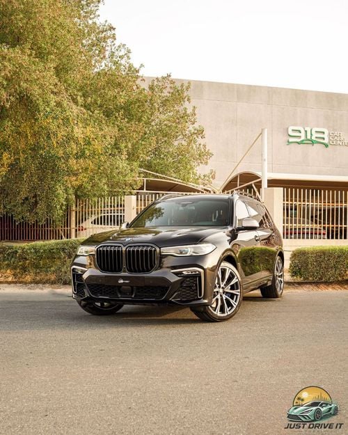 بي أم دبليو X7 M50i