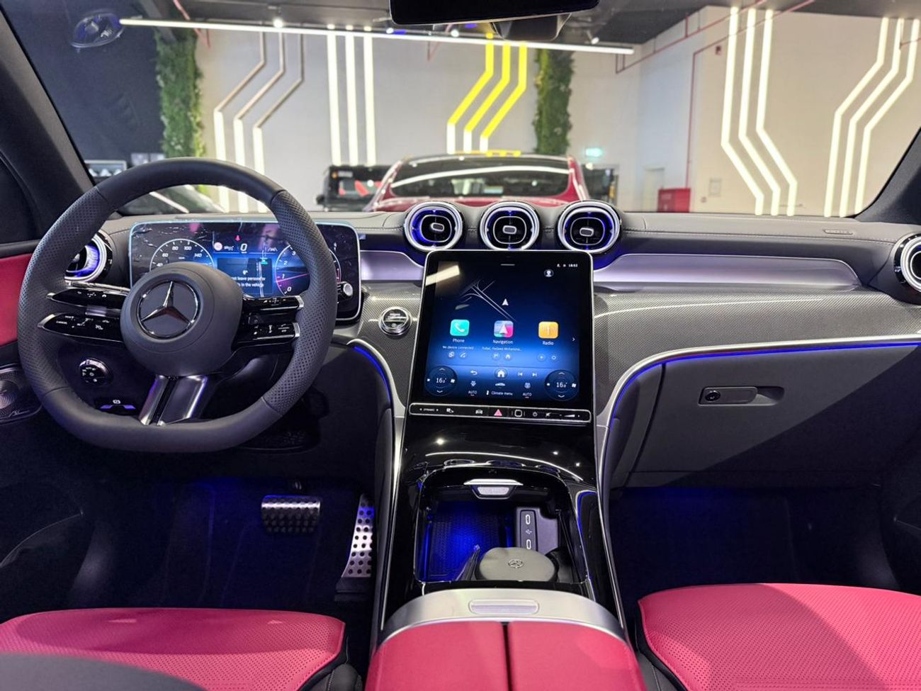 مرسيدس بنز GLC كوبيه 200 2026 Mercedes-BenzGLC200 COUPE AMG / PREMIUM PLUS / GCC /5 Years Dealer Warranty