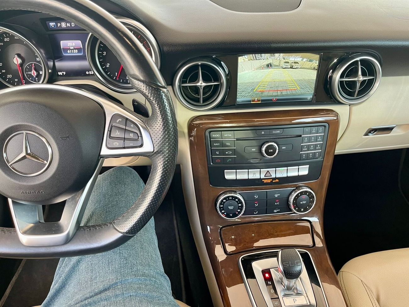 مرسيدس بنز SLC 300 Std 2.0L