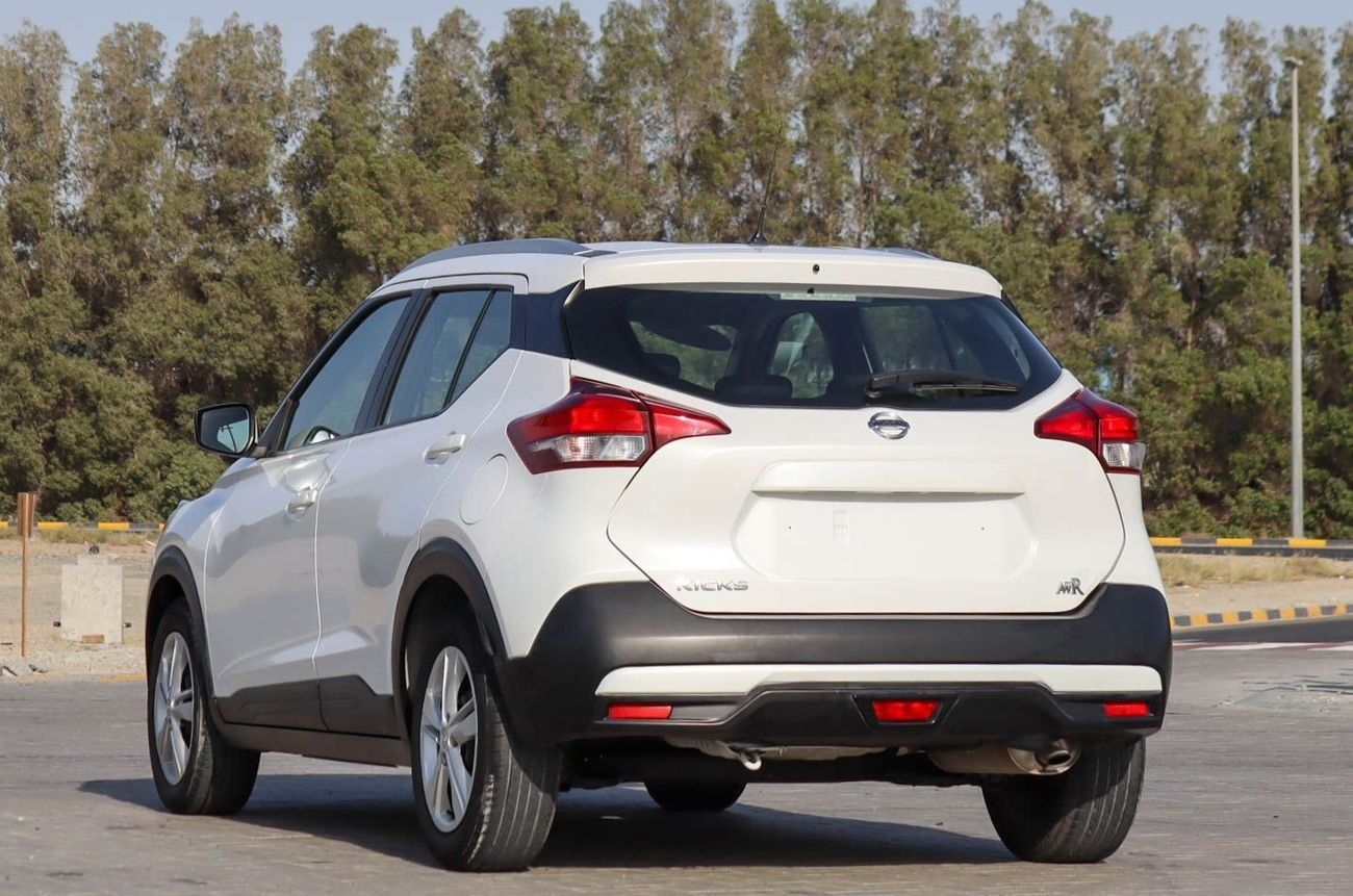 نيسان كيكس S 1.6L Nissan kicks 1.6 L 2019 GCC accident free in excellent condition 670 P.M.