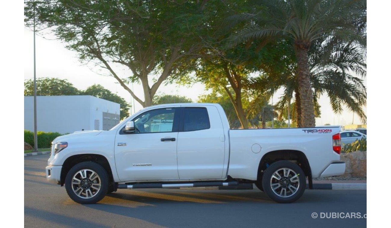 Toyota Tundra Double Cabin  5.7L TRD Sport AT