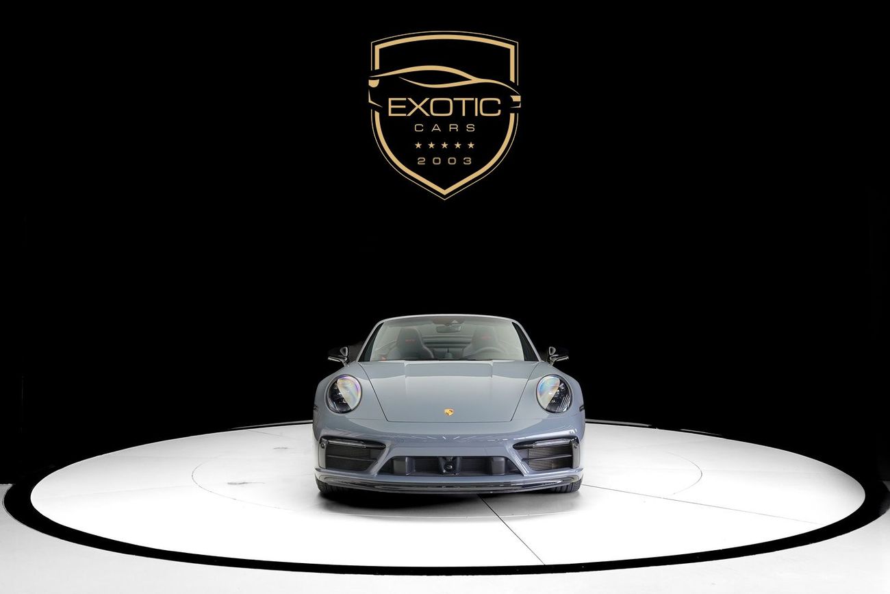 بورش 911 Carrera GTS 3.0L (450 HP) Convertible