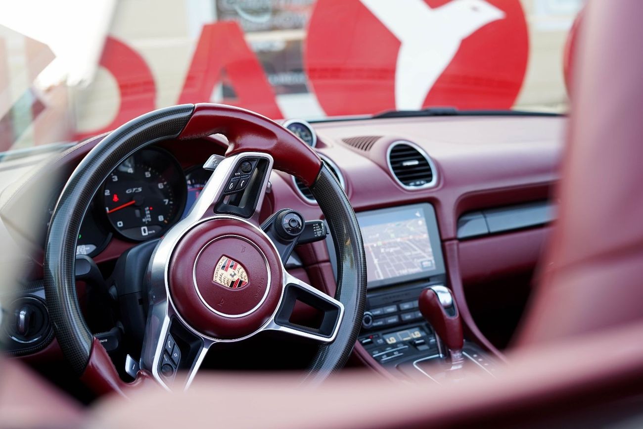 Porsche 718 Boxster Porsche 718 Boxster GTS Convertible 2018 GCC under Warranty with Flexible Down-Payment/ Flood Free.