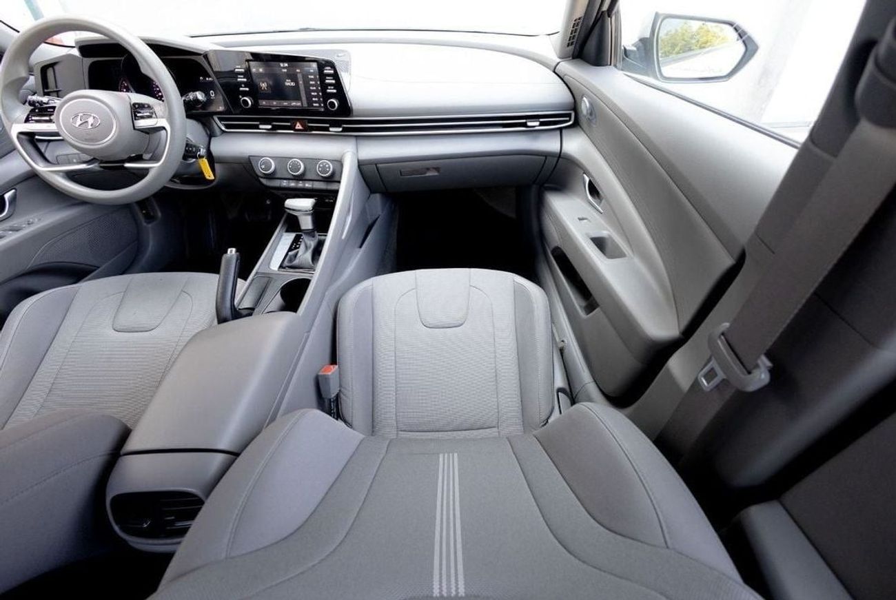 Hyundai Elantra Smart 1.6L Hyundai Elantra 2023 GCC under Agency Warranty with Flexible Down-Payment.