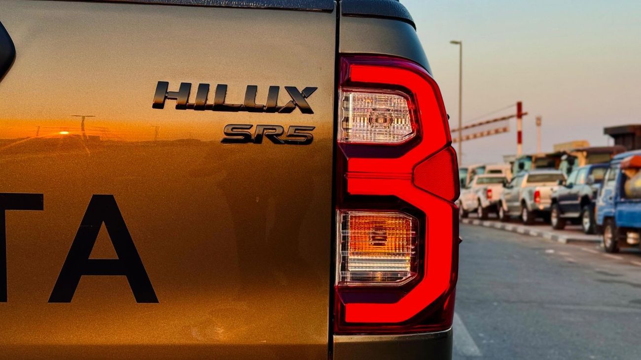 Toyota Hilux OFF ROAD MODIFIED | RHD | AWINING CAMPING TENT | 2018 | 2.8L DIESEL ENGINE | POWER SEAT | MANUAL TRA