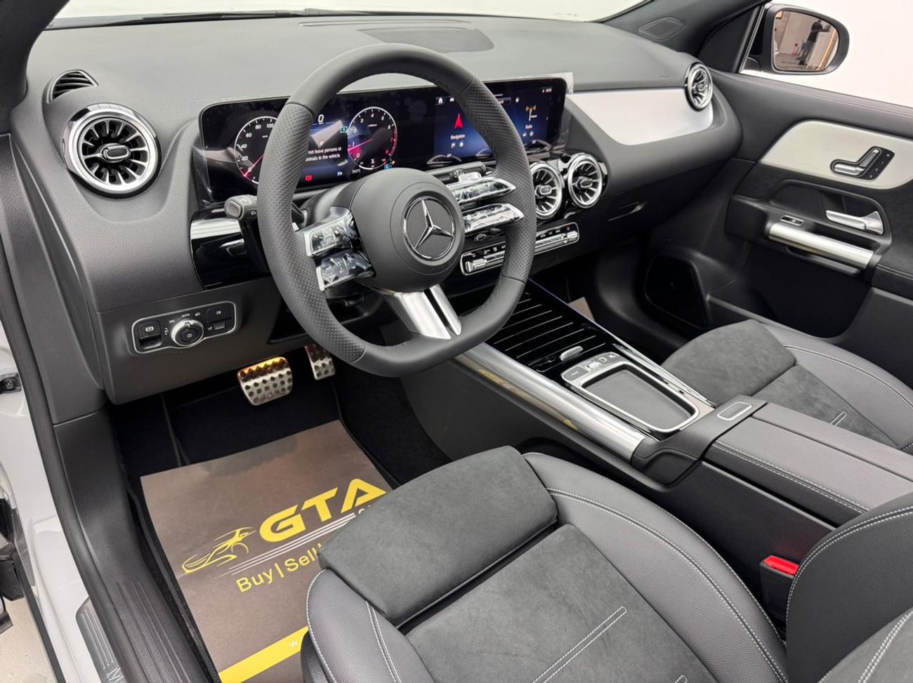 مرسيدس بنز GLA 200 2026 Mercedes-Benz GLA 200 AMG Night Package, 2030 Mercedes Warranty, GCC