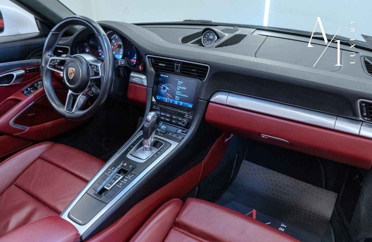 Porsche 911 Carrera 4S 3.8L Convertible 2017 Porsche 911 Carrera 4s Fully Loaded, Full Service History, Excellen