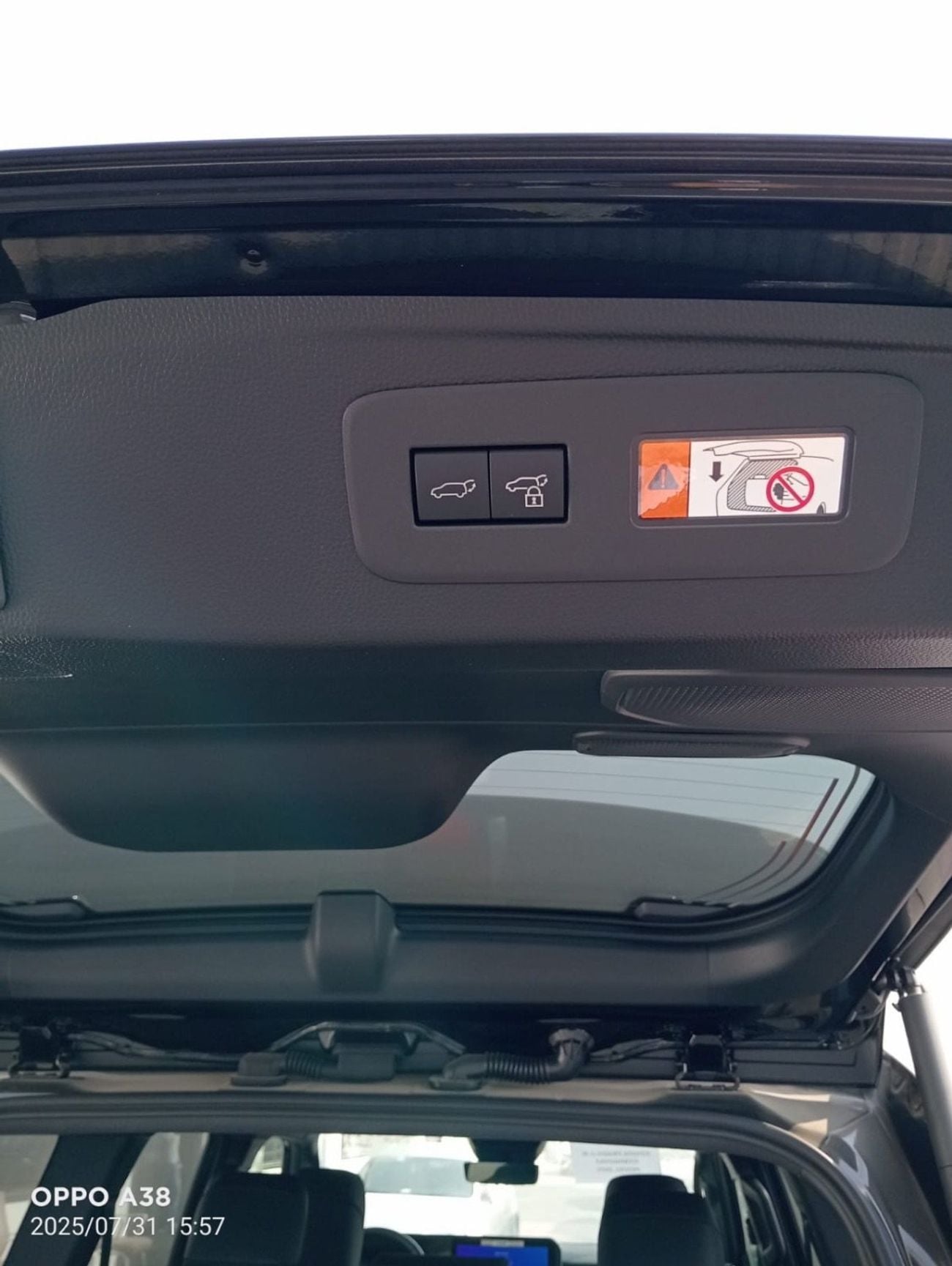 Toyota Prado VXR Toyota Prado Premium Hybrid 2.4L 2025